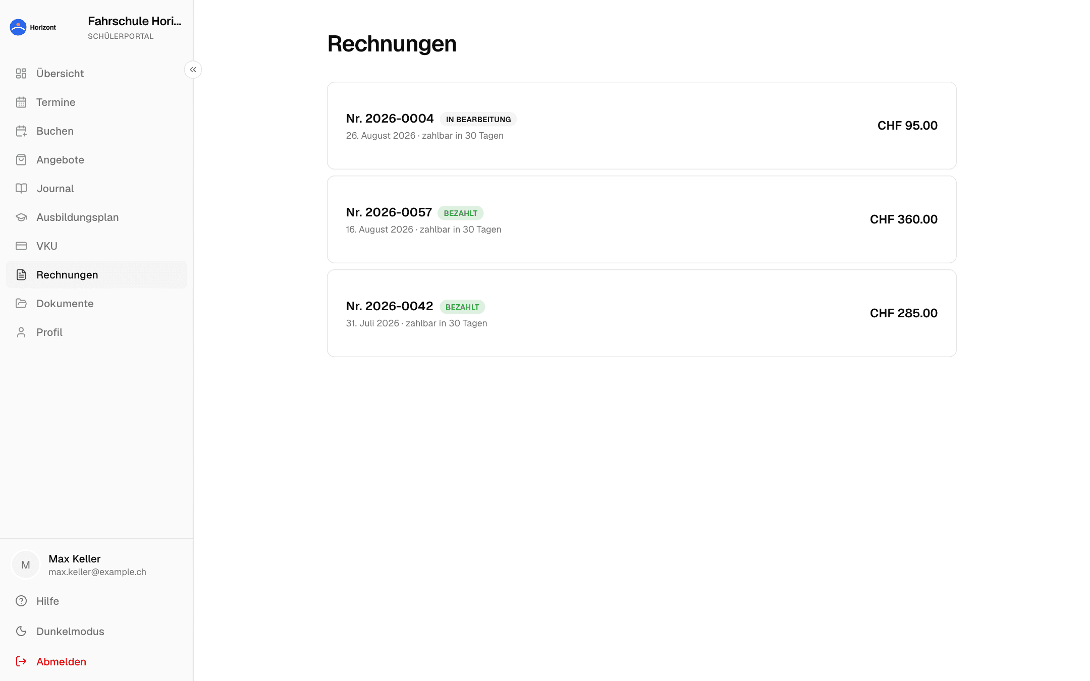 Rechnungen im Schülerportal mit Betrag, Fälligkeit und Status
